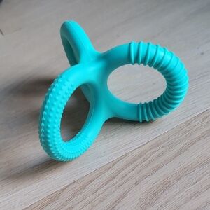 Lovevery Triple Silicone Teether